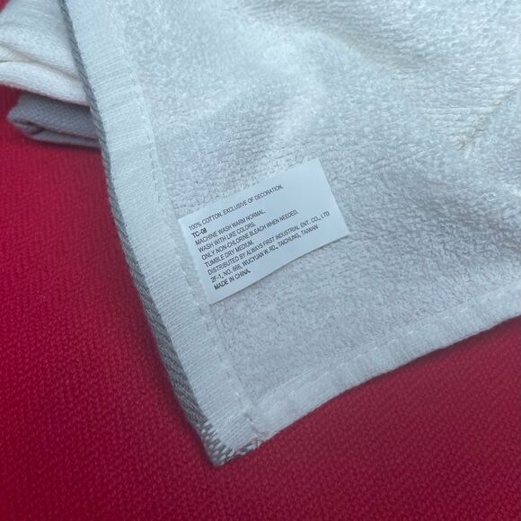 ❤️❤️❤️ 2 NEW! “You & Me It’s a Forever Kind of Thing” Dish Towel Set of 2 - Picture 5 of 6